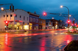 Downtown Fairfield, IA Der levde lærer og coach Elsebeth Wedervang Powers i over 6 år 